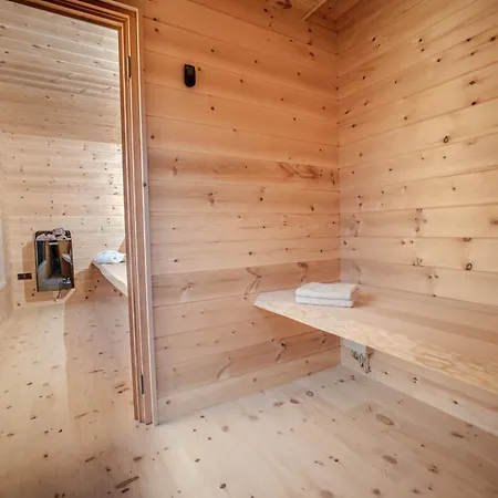 Blyb Hotel 4*